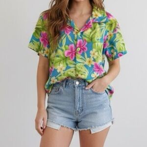 Vintage 80s Hollywood Babe Green Hawaiian Floral Button Down Small